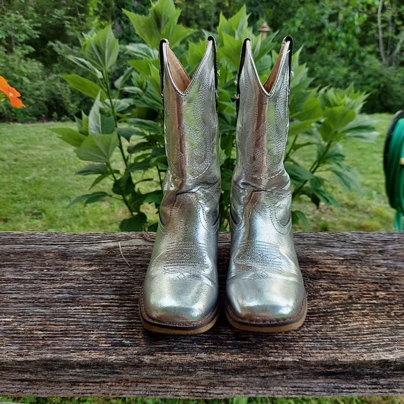 Shyanne Silver Metallic Western Cowboy Cowgirl Boots Girls - Picture 3 of 13